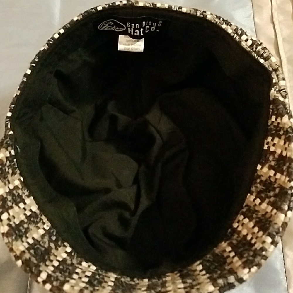 Women's Tweed Cap - Picture 4 of 4